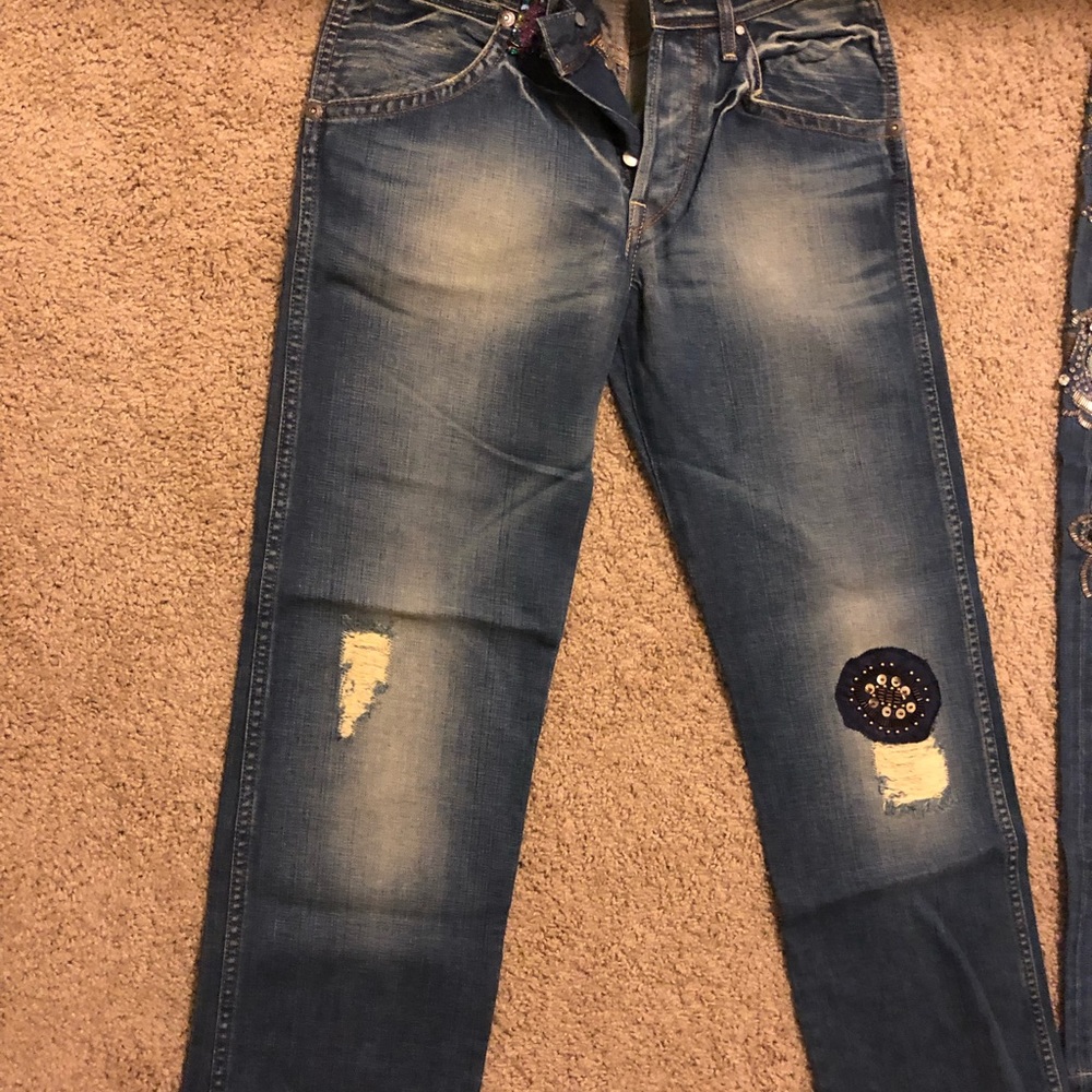 We are Replay women’s jeans